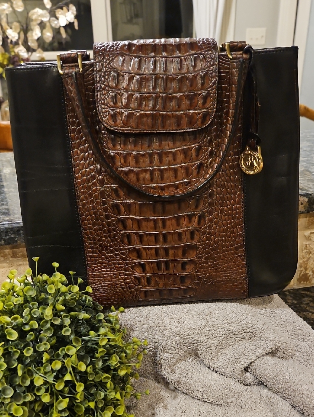 Brahmin Pecan Melbourae Leather Two Tone With Gold Hardware.